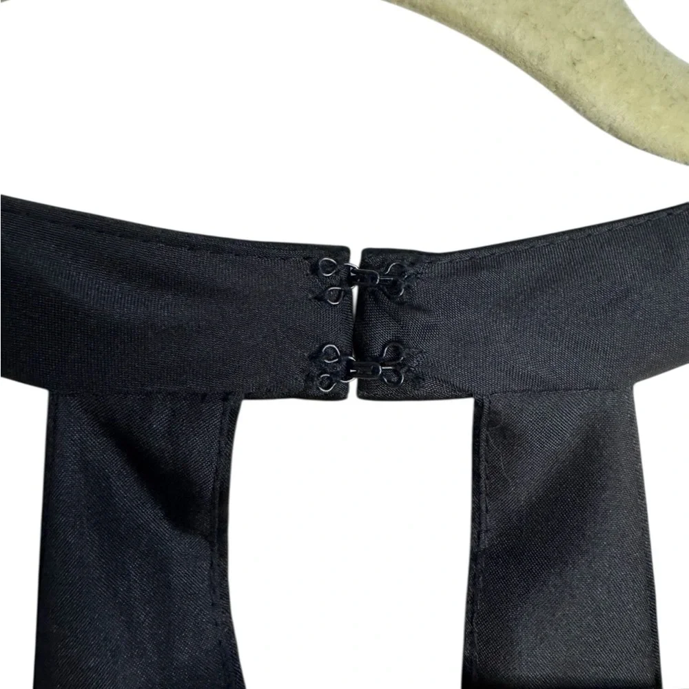 David’s Bridal Galina Signature Black Charmeuse Halter Dress - 22 - Picture 6 of 14